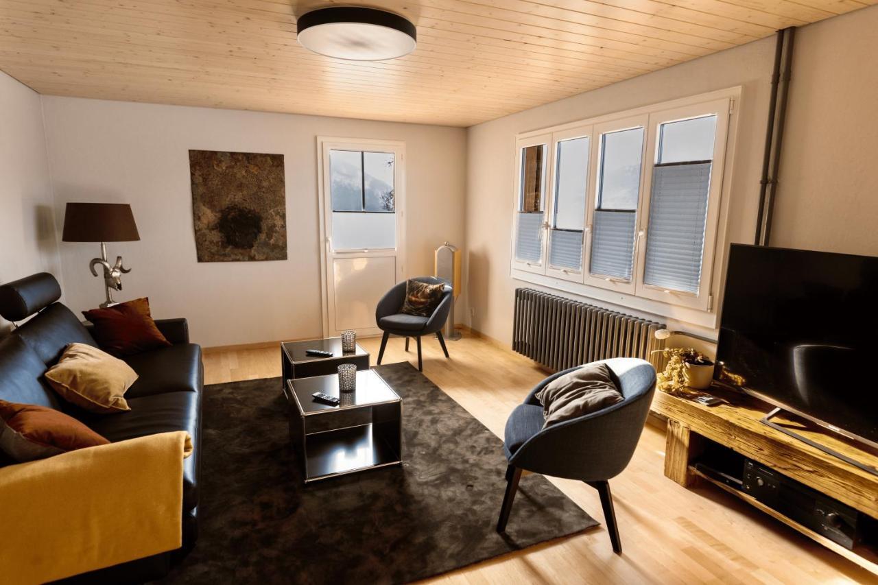 Chalet Egglen "Typical Swiss House, Best Views, Private Jacuzzi" Sigriswil Exterior photo