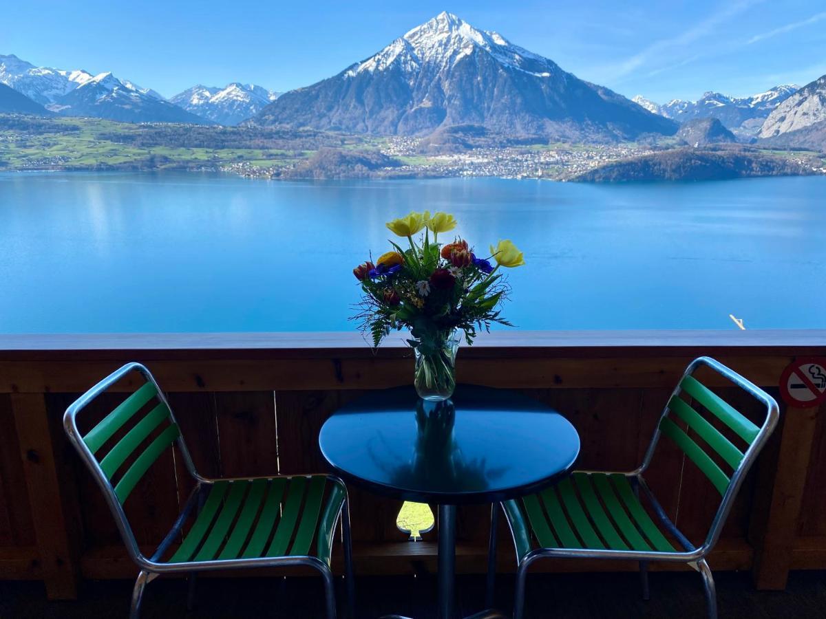 Chalet Egglen "Typical Swiss House, Best Views, Private Jacuzzi" Sigriswil Exterior photo
