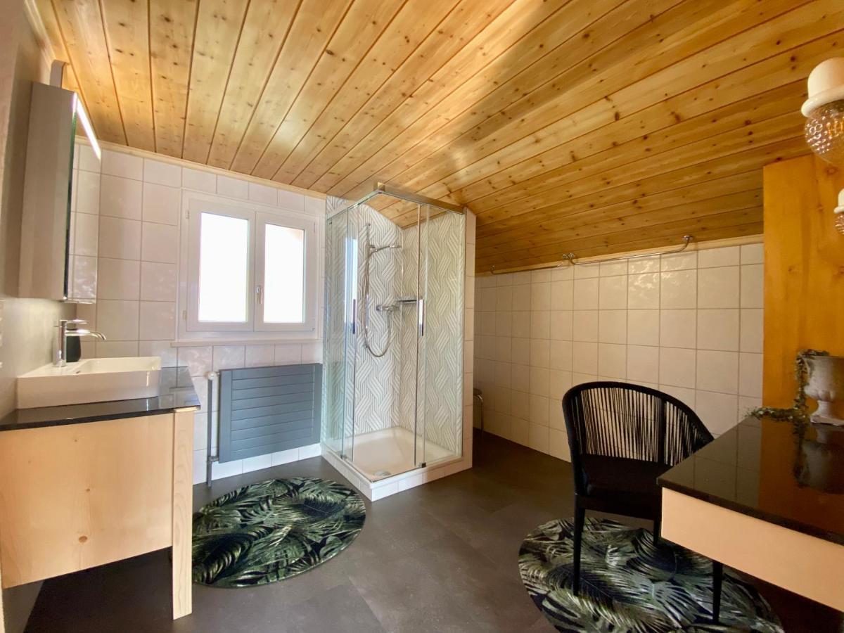 Chalet Egglen "Typical Swiss House, Best Views, Private Jacuzzi" Sigriswil Exterior photo