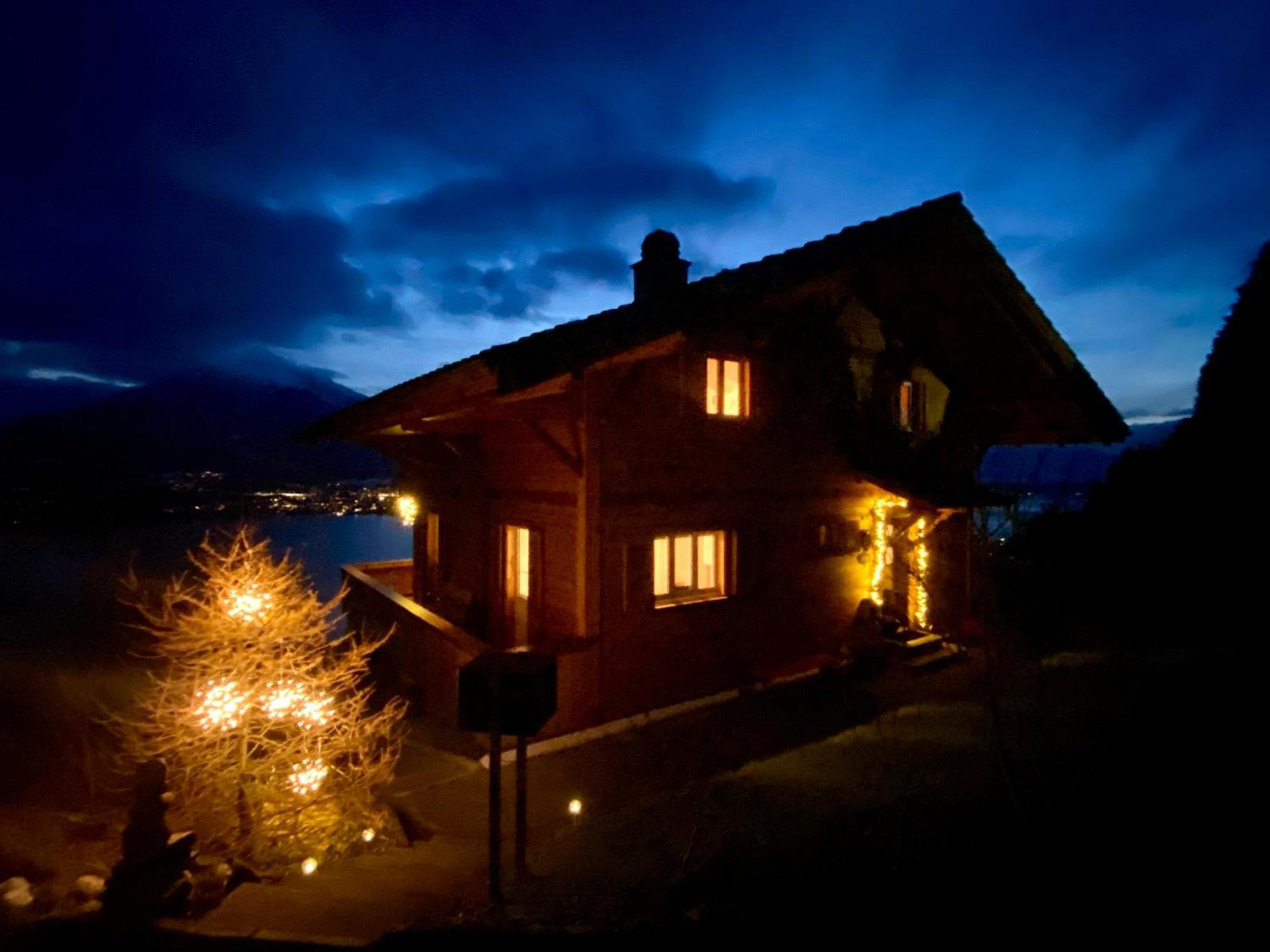 Chalet Egglen "Typical Swiss House, Best Views, Private Jacuzzi" Sigriswil Exterior photo