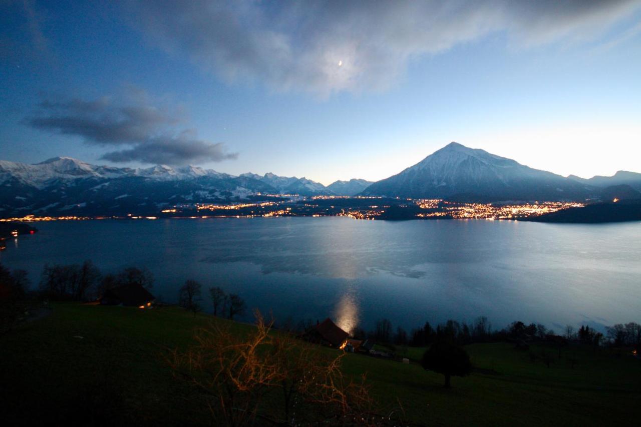 Chalet Egglen "Typical Swiss House, Best Views, Private Jacuzzi" Sigriswil Exterior photo
